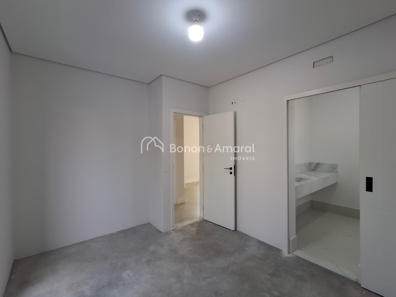 Casa à Venda - Barão Geraldo em Campinas / SP