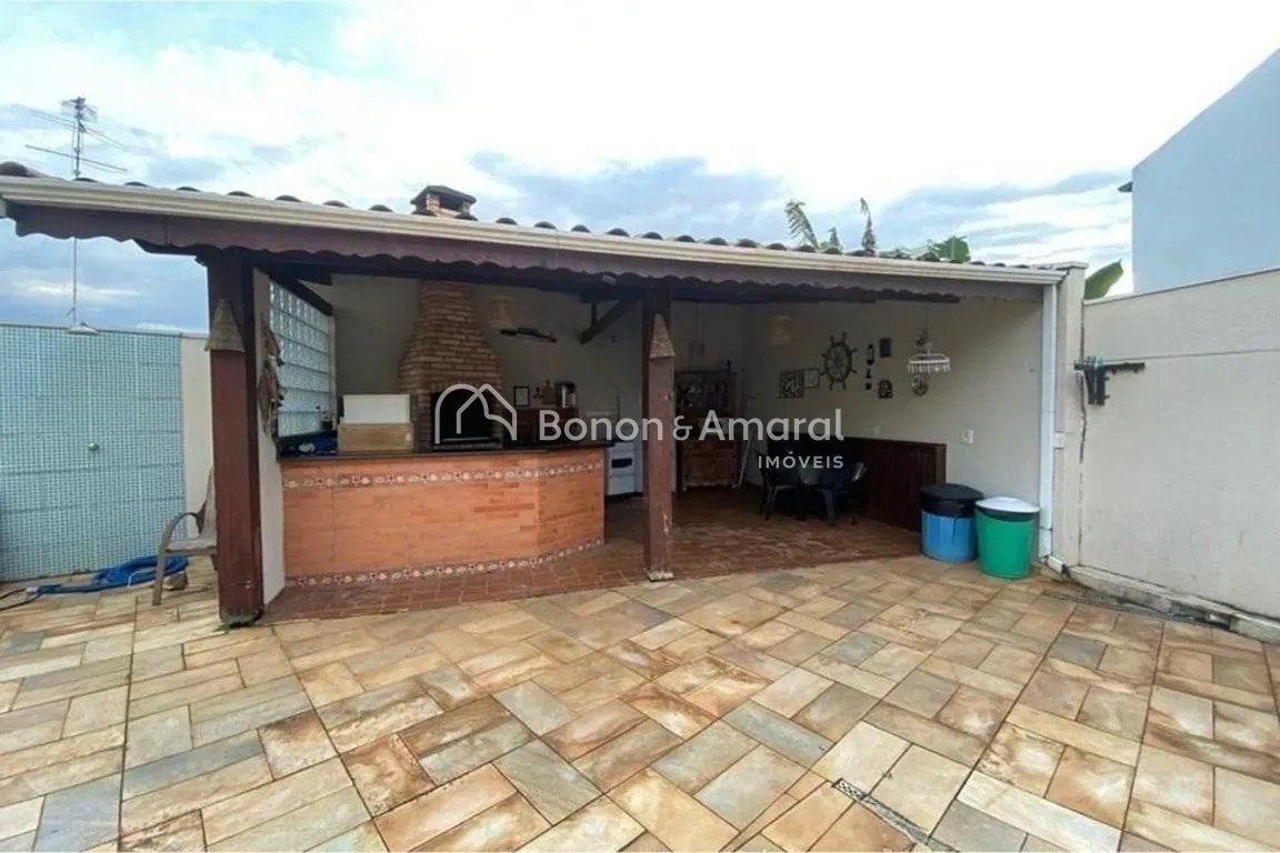 Casa à Venda - Jardim das Paineiras em Campinas / SP