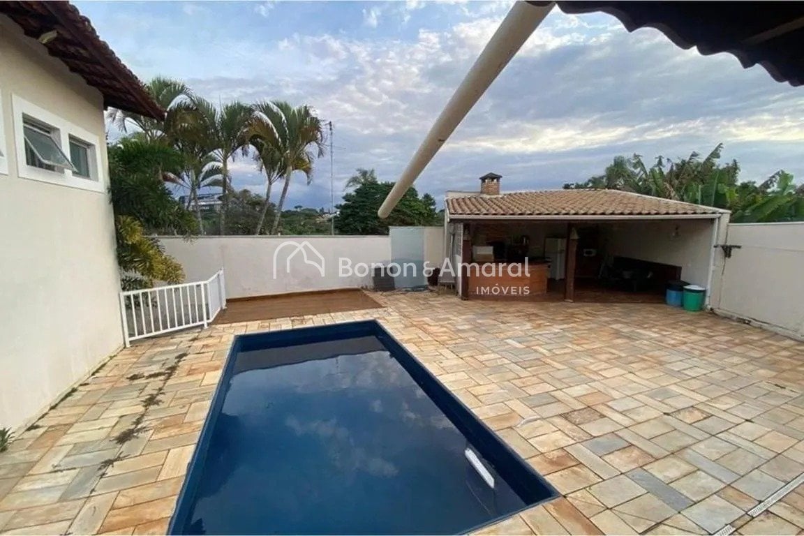 Casa à Venda - Jardim das Paineiras em Campinas / SP