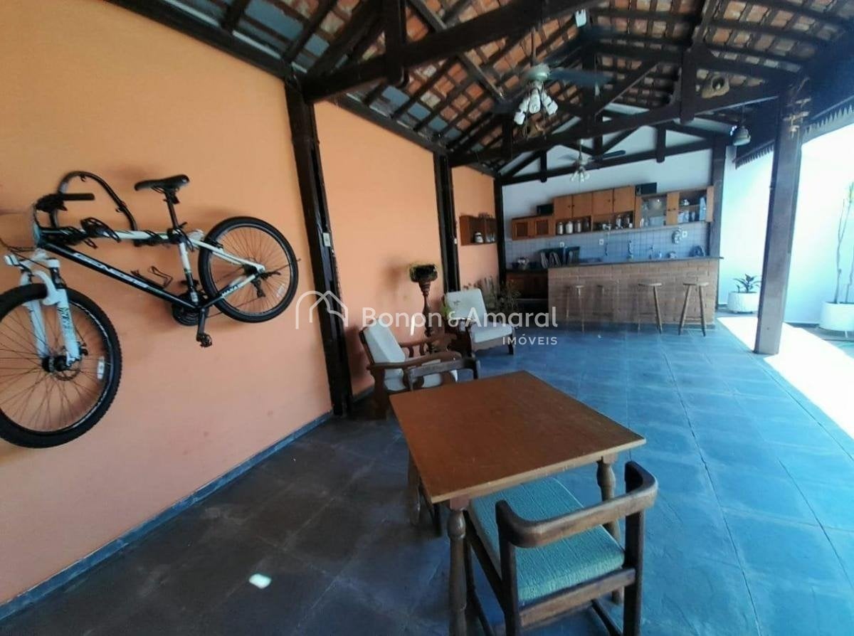 Casa à Venda - Chácara da Barra em Campinas / SP