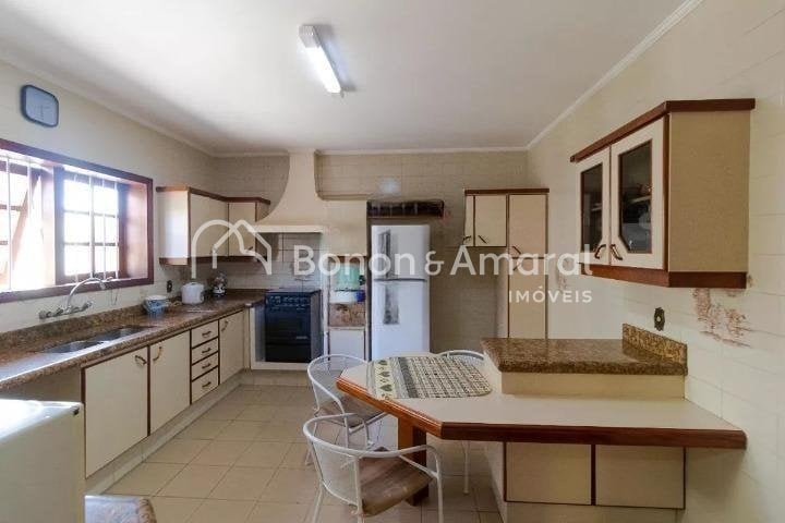 Casa à Venda - Vila Nogueira em Campinas / SP