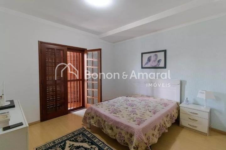 Casa à Venda - Vila Nogueira em Campinas / SP