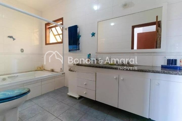 Casa à Venda - Vila Nogueira em Campinas / SP