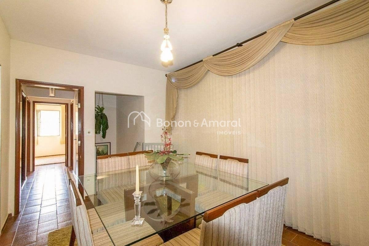 Casa à Venda - Jardim Santa Genebra em Campinas / SP