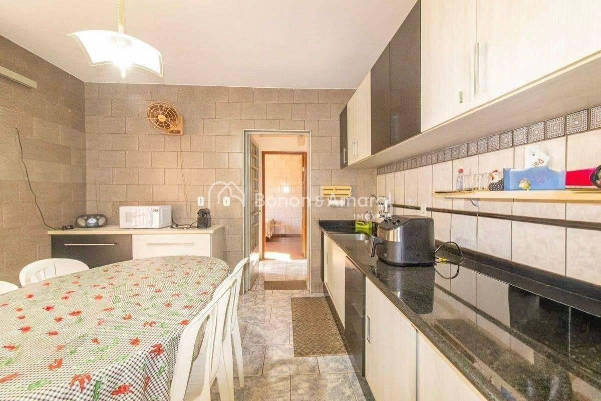Casa à Venda - Jardim Santa Genebra em Campinas / SP