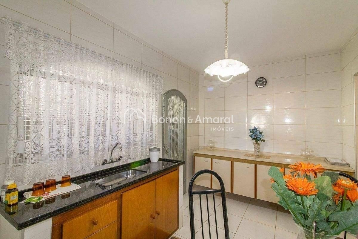 Casa à Venda - Jardim Santa Genebra em Campinas / SP