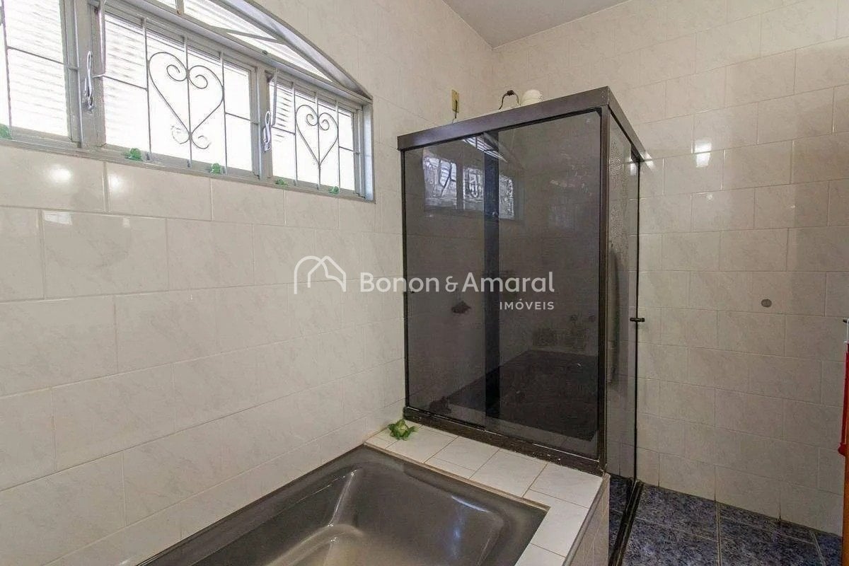 Casa à Venda - Jardim Santa Genebra em Campinas / SP