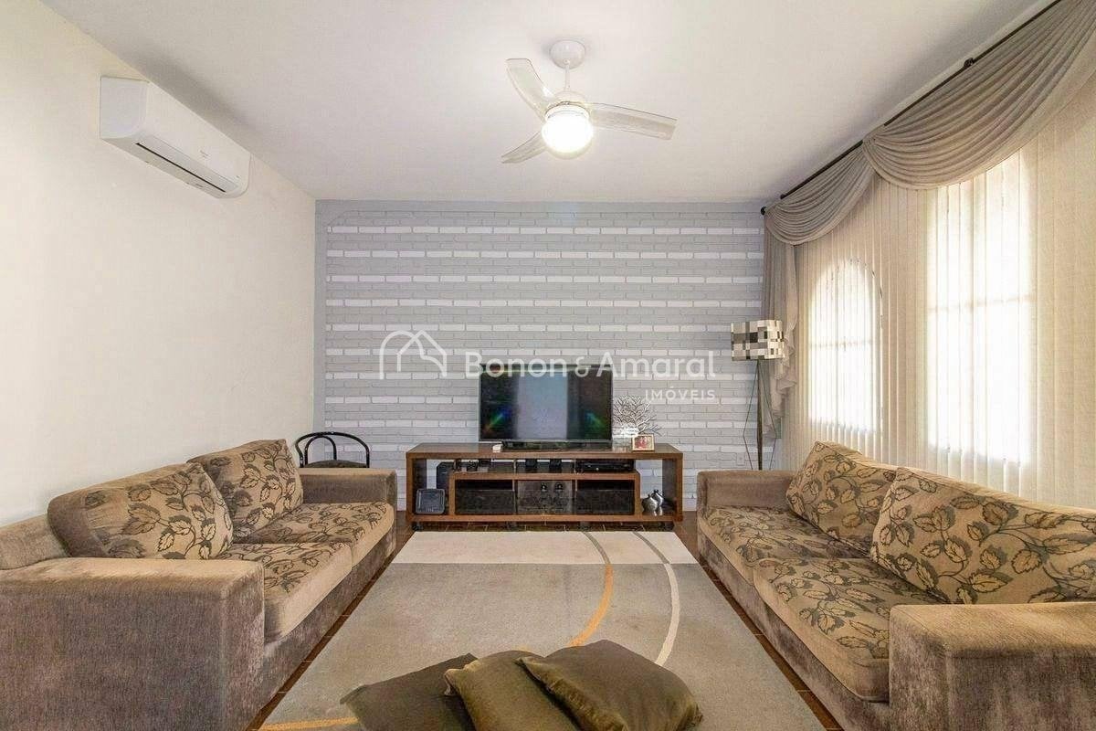 Casa à Venda - Jardim Santa Genebra em Campinas / SP