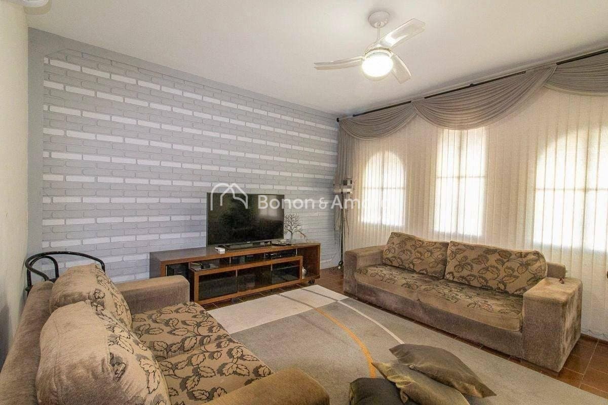 Casa à Venda - Jardim Santa Genebra em Campinas / SP