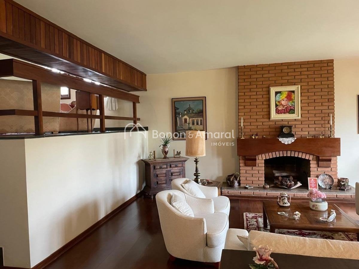 Casa à Venda - Chácara Primavera em Campinas / SP