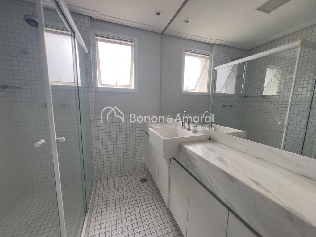 Apartamento à Venda - Cambuí em Campinas / SP