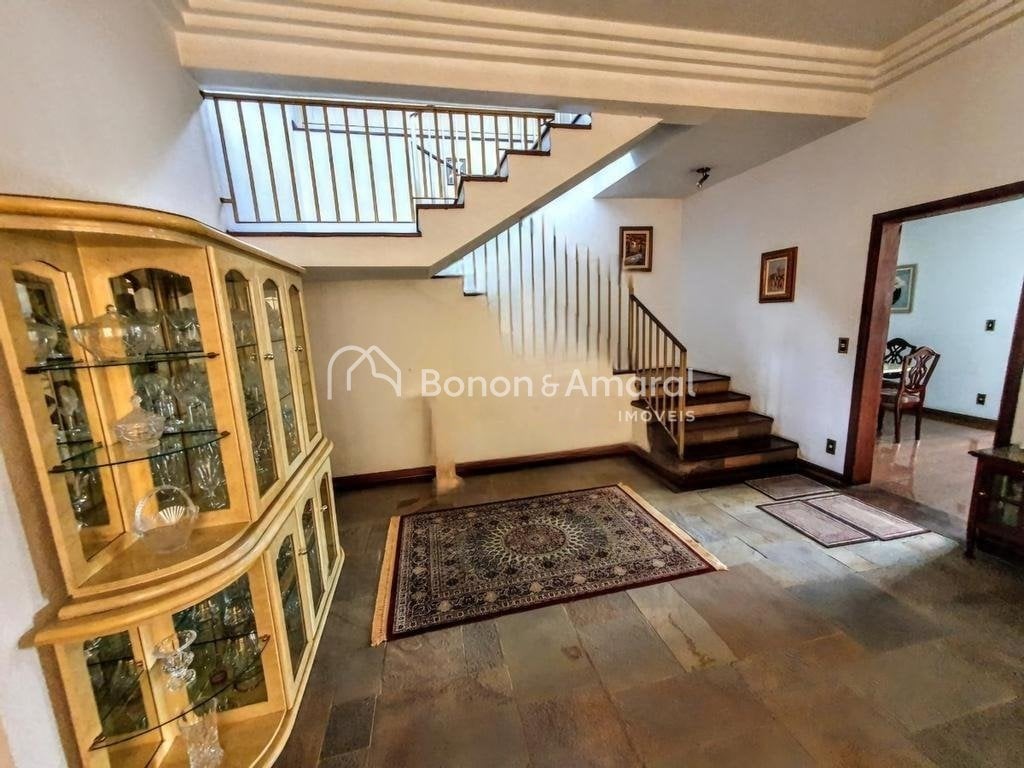 Casa à Venda - Nova Campinas em Campinas / SP