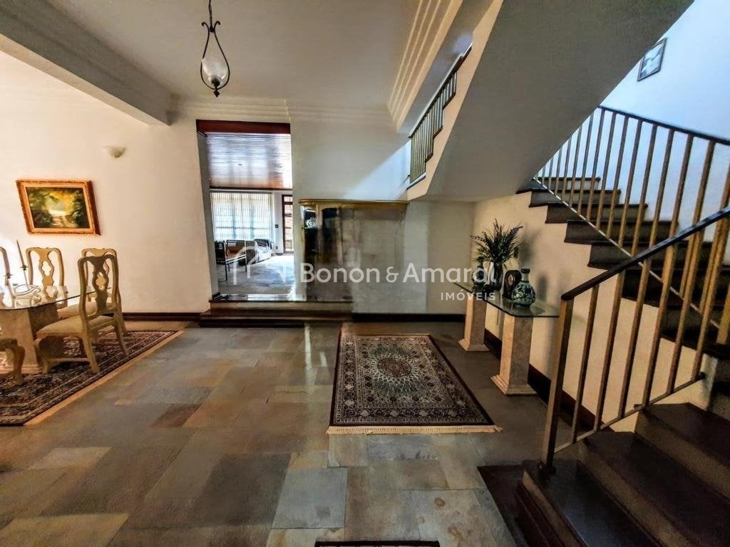 Casa à Venda - Nova Campinas em Campinas / SP
