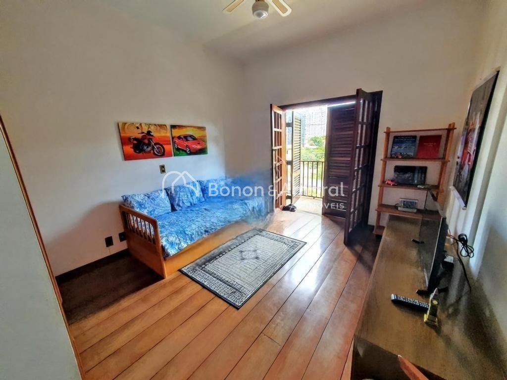 Casa à Venda - Nova Campinas em Campinas / SP