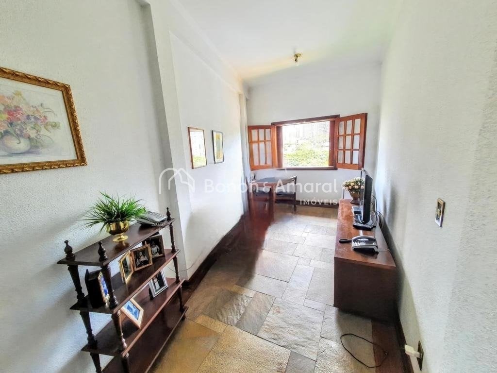 Casa à Venda - Nova Campinas em Campinas / SP