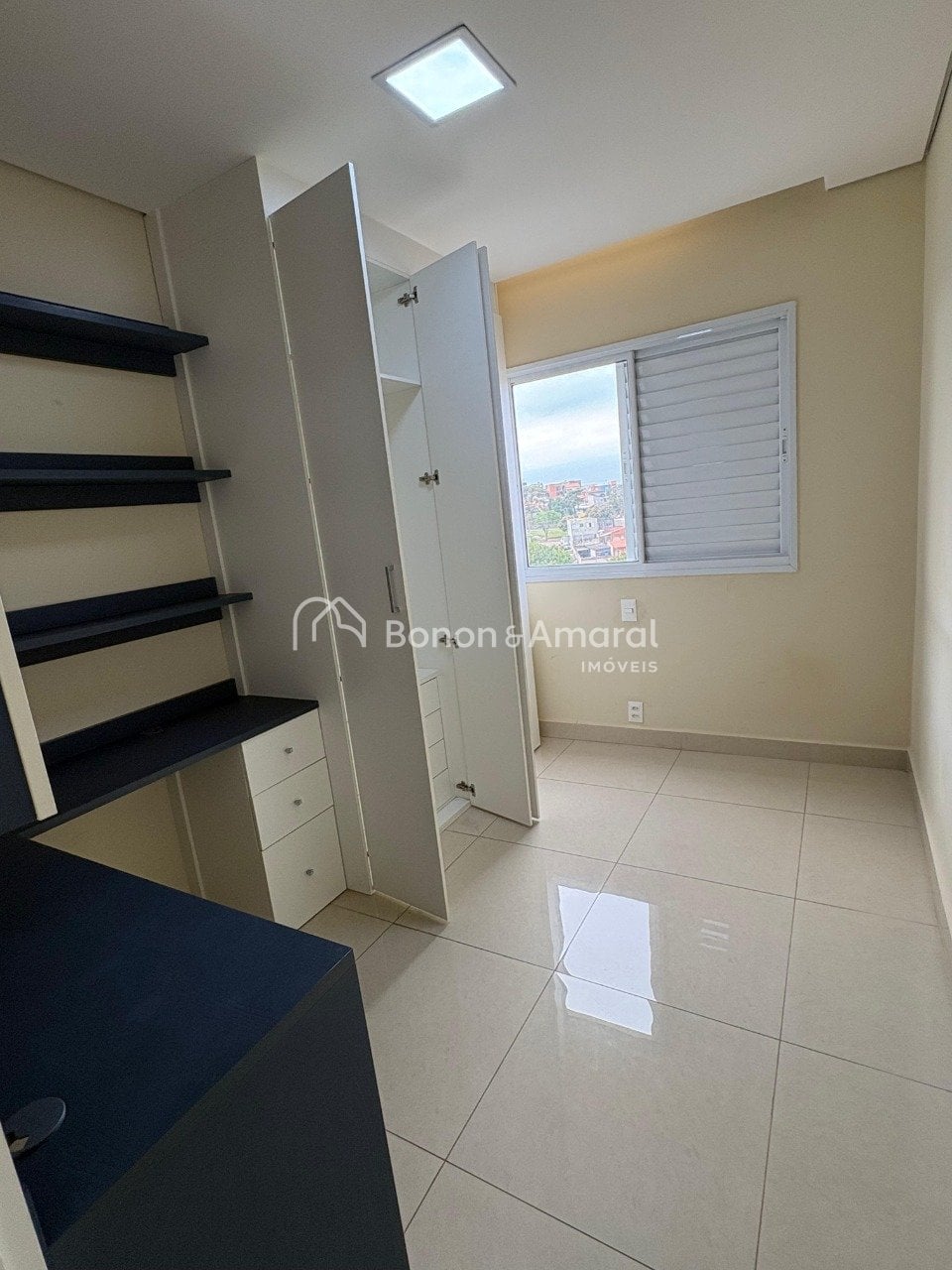 Apartamento para Alugar - Jardim do Lago em Campinas / SP