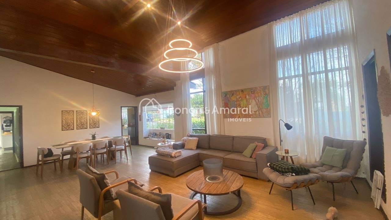 Casa em Condomínio à Venda - Jardim Botânico (Sousas) em Campinas / SP