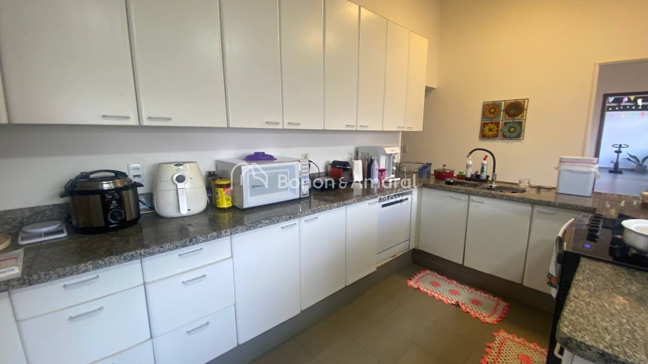 Casa em Condomínio à Venda - Jardim Botânico (Sousas) em Campinas / SP