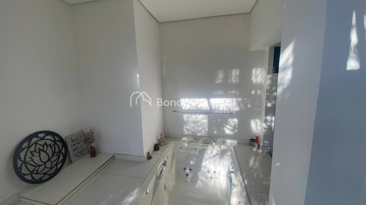 Casa em Condomínio à Venda - Jardim Botânico (Sousas) em Campinas / SP