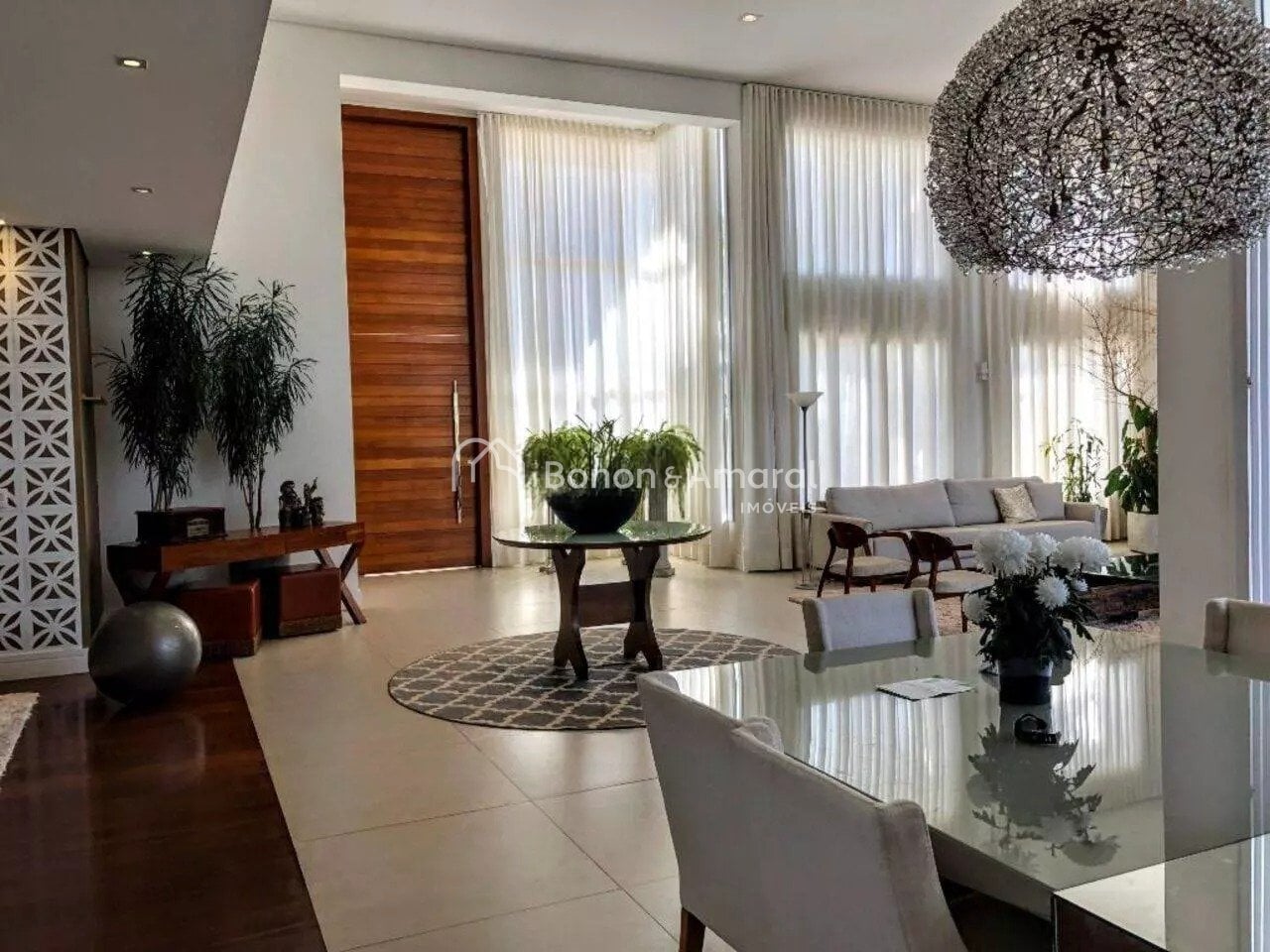 Casa em Condomínio à Venda - Barão Geraldo em Campinas / SP