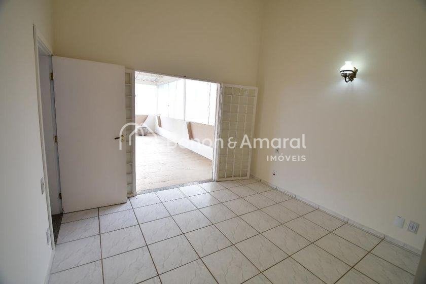 Casa à Venda - Jardim Chapadão em Campinas / SP