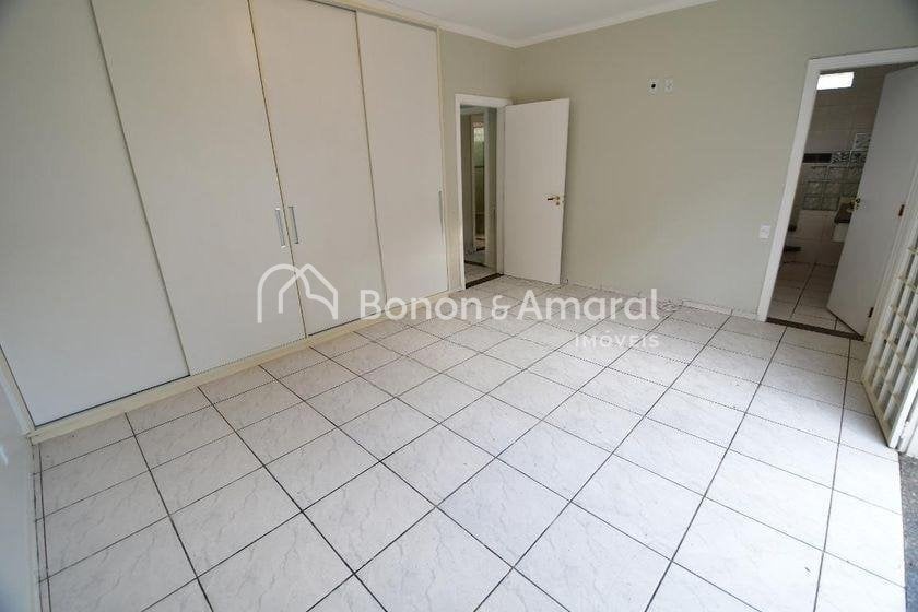 Casa à Venda - Jardim Chapadão em Campinas / SP