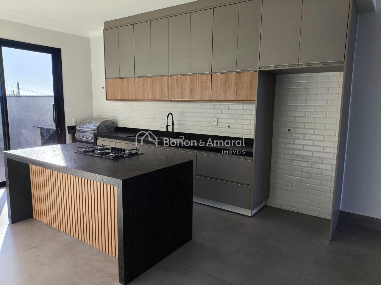 Casa em Condomínio à Venda - Residencial Vivenda das Pitangueiras em Valinhos / SP