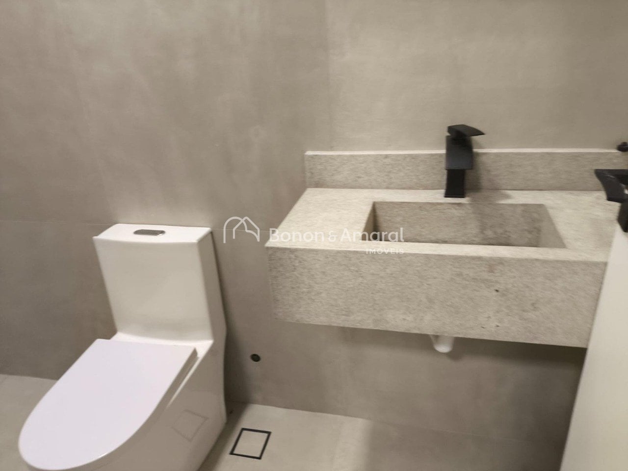 Casa em Condomínio à Venda - Residencial Vivenda das Pitangueiras em Valinhos / SP