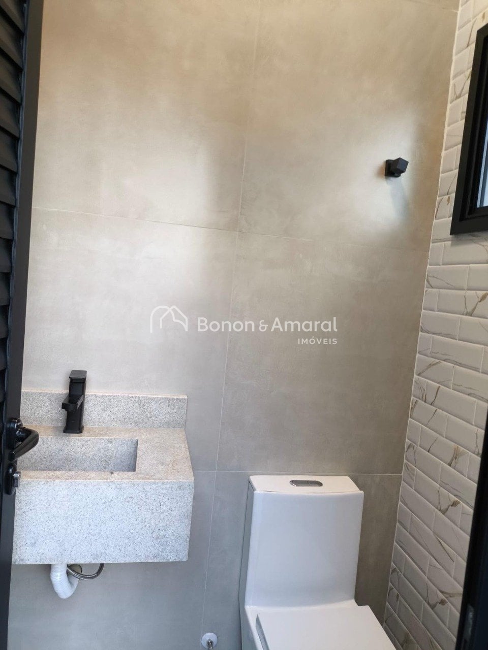 Casa em Condomínio à Venda - Residencial Vivenda das Pitangueiras em Valinhos / SP