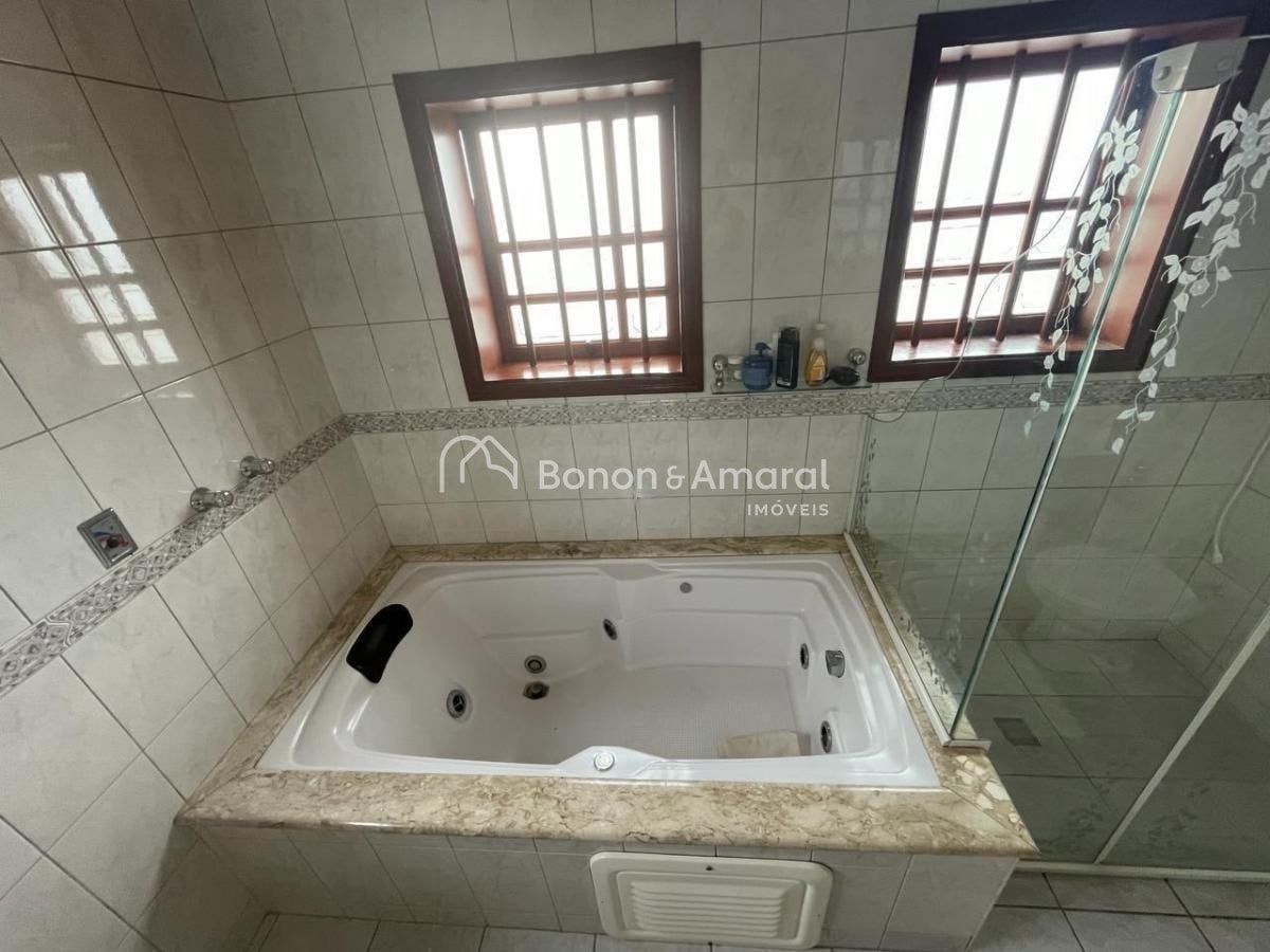 Casa à Venda - Parque Alto Taquaral em Campinas / SP