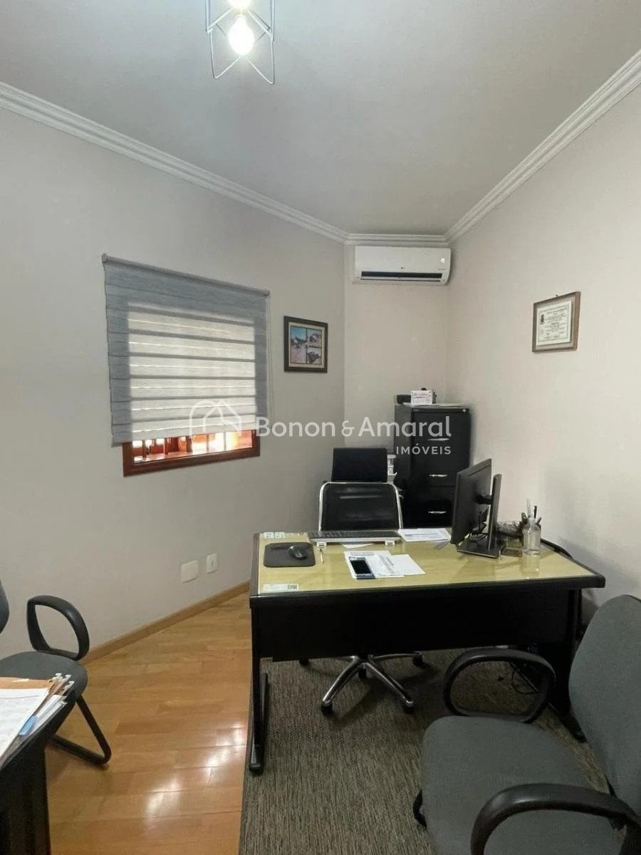 Casa à Venda - Parque Alto Taquaral em Campinas / SP
