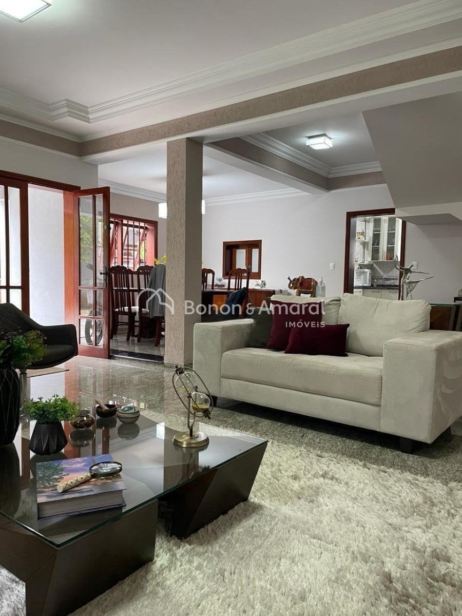 Casa à Venda - Parque Alto Taquaral em Campinas / SP