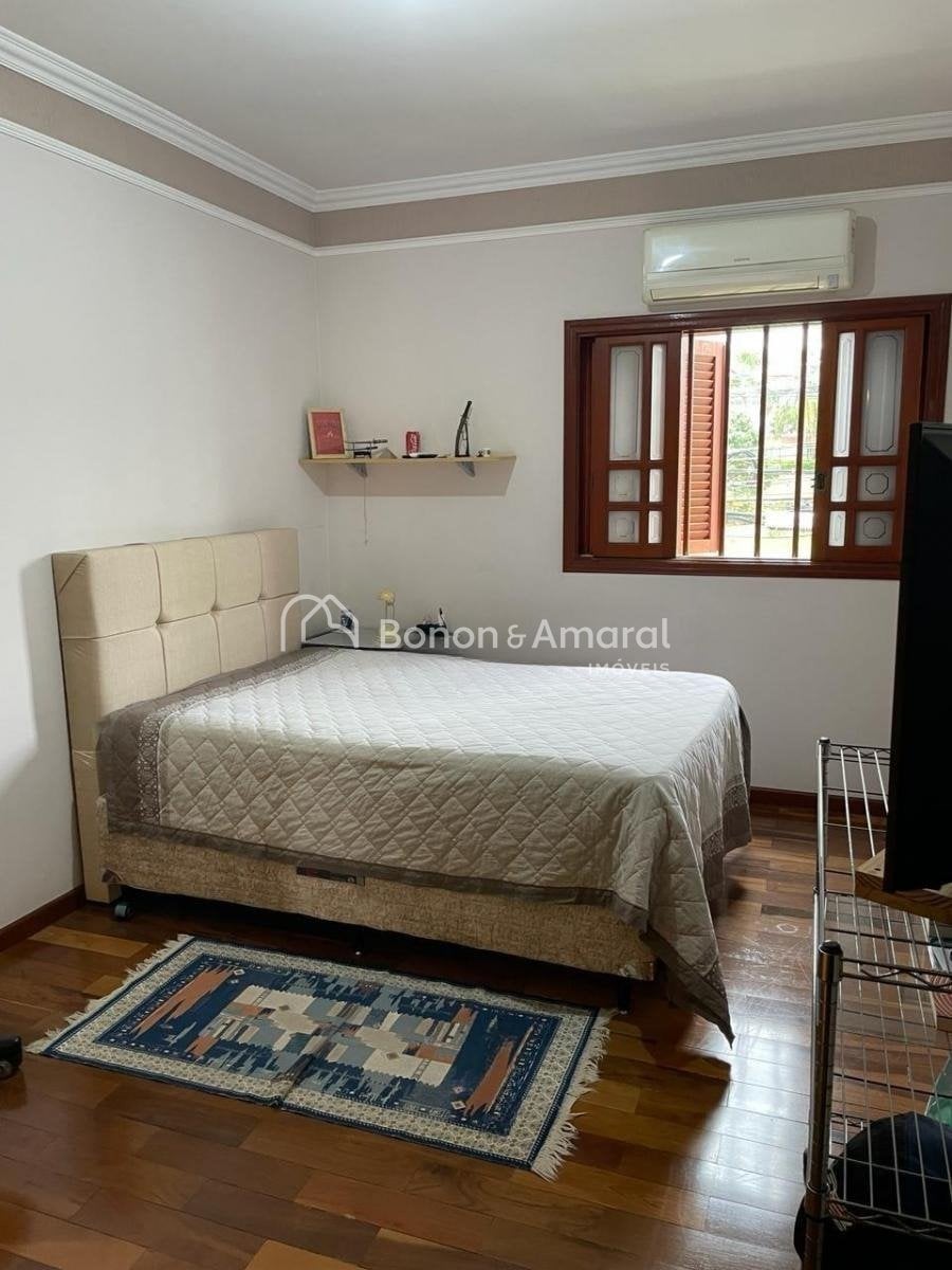 Casa à Venda - Parque Alto Taquaral em Campinas / SP