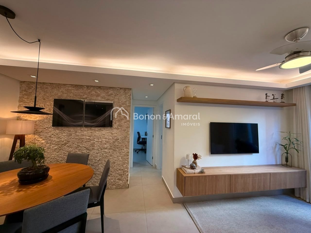 Apartamento à Venda - Mansões Santo Antônio em Campinas / SP