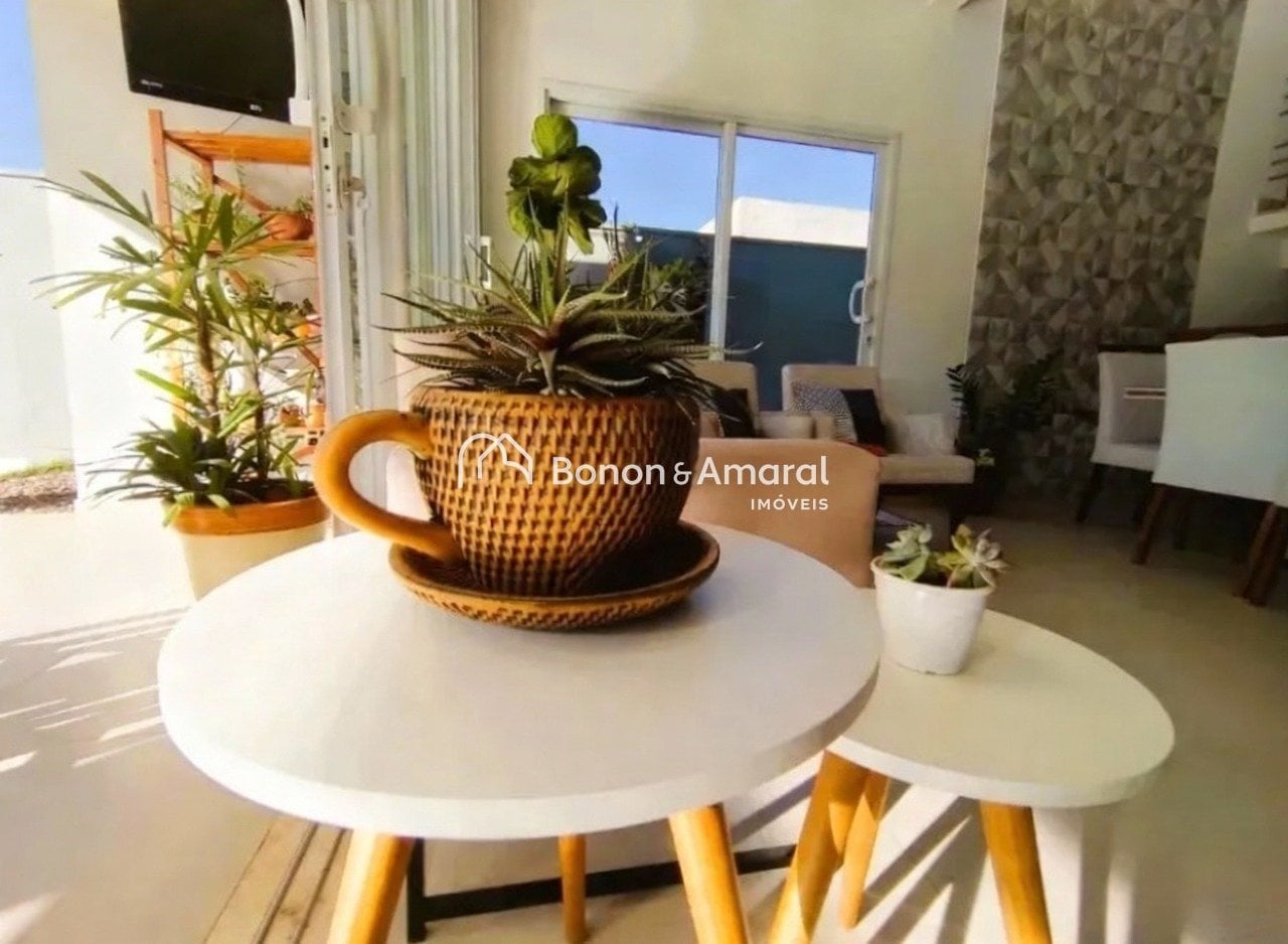 Casa em Condomínio à Venda - Jardim São Marcos em Valinhos / SP