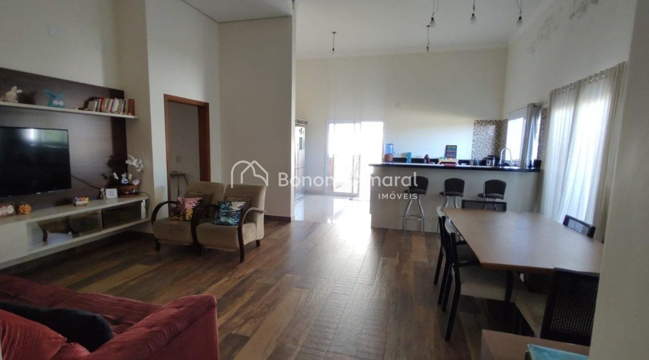 Casa em Condomínio à Venda - Vila Sonia em Valinhos / SP