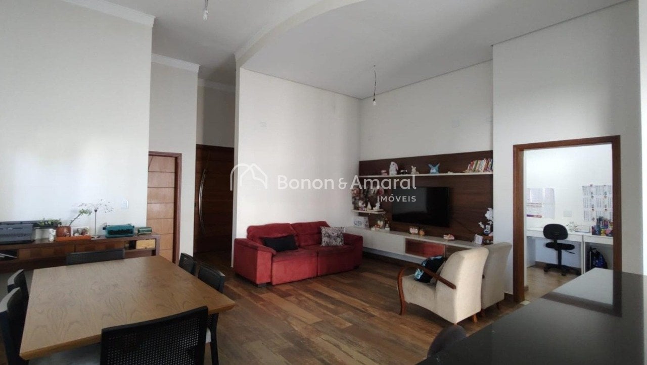 Casa em Condomínio à Venda - Vila Sonia em Valinhos / SP