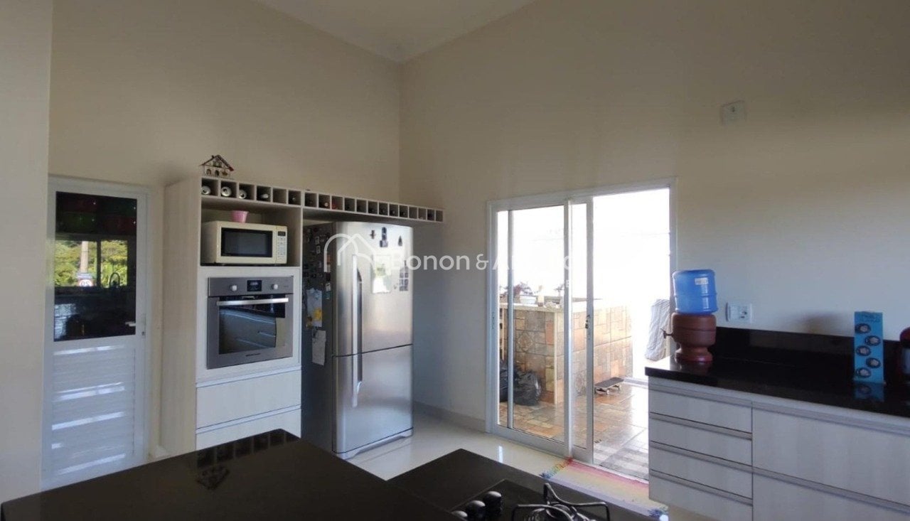 Casa em Condomínio à Venda - Vila Sonia em Valinhos / SP