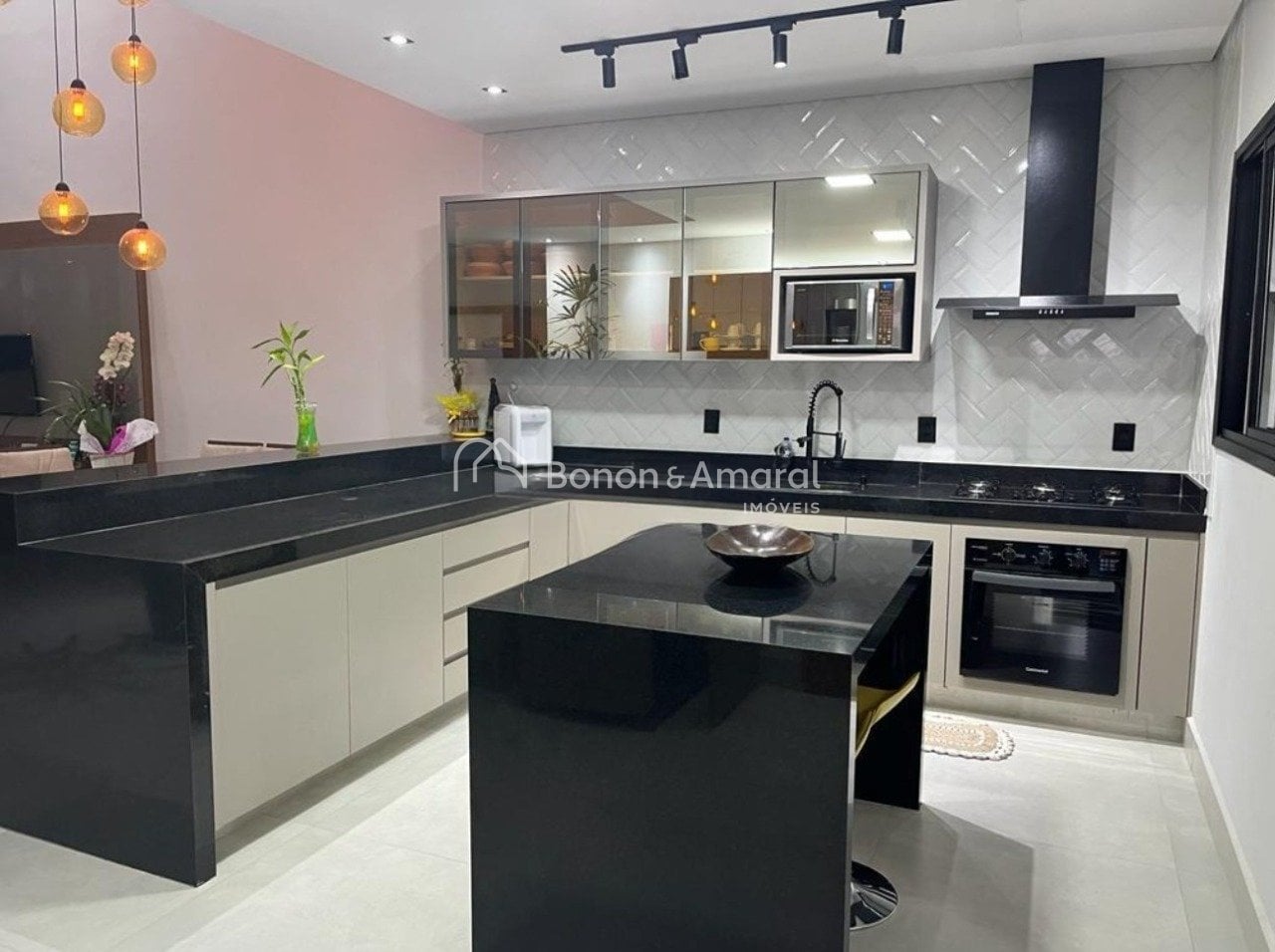 Casa em Condomínio à Venda - Jardim São Marcos em Valinhos / SP