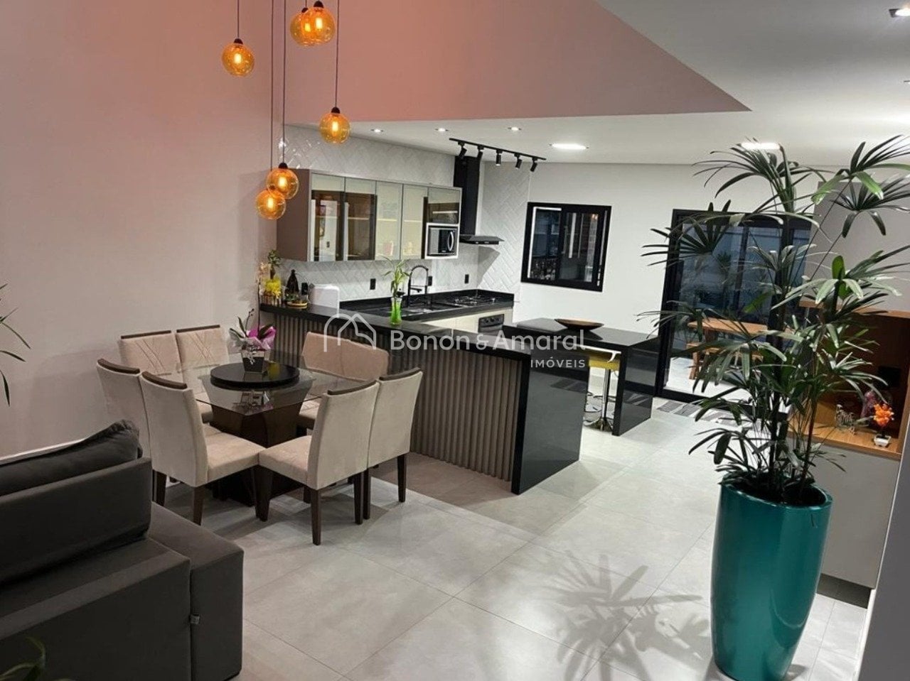 Casa em Condomínio à Venda - Jardim São Marcos em Valinhos / SP