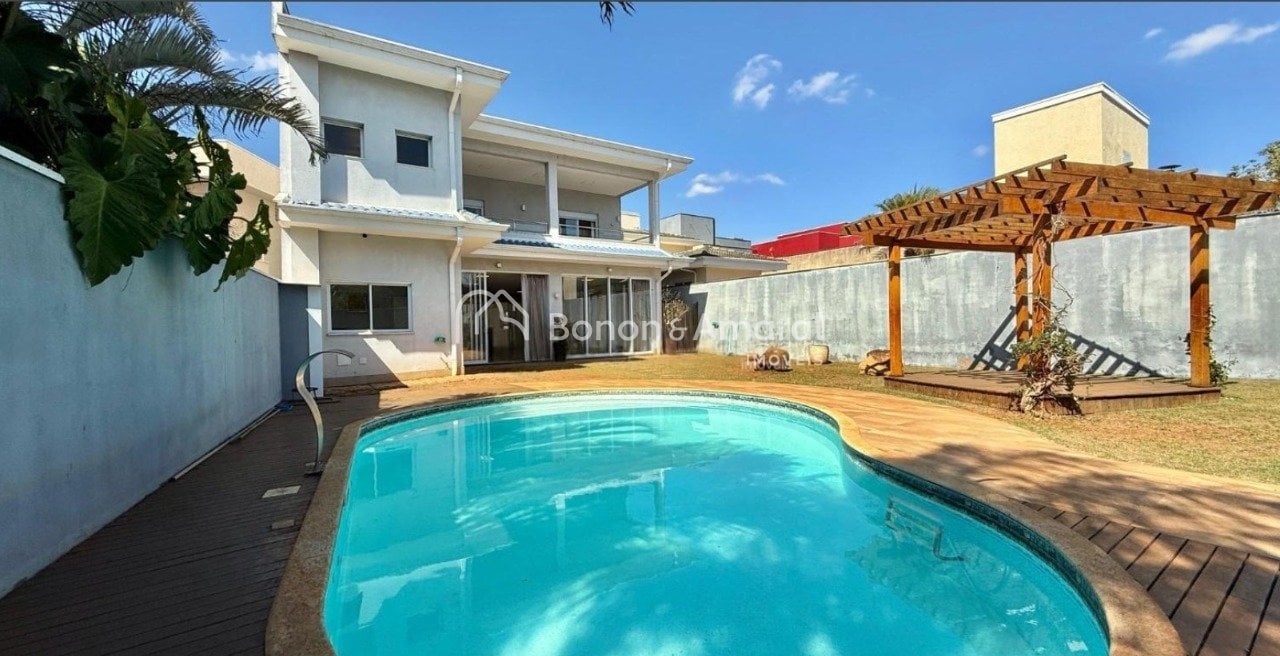 Casa em Condomínio à Venda - Barão Geraldo em Campinas / SP