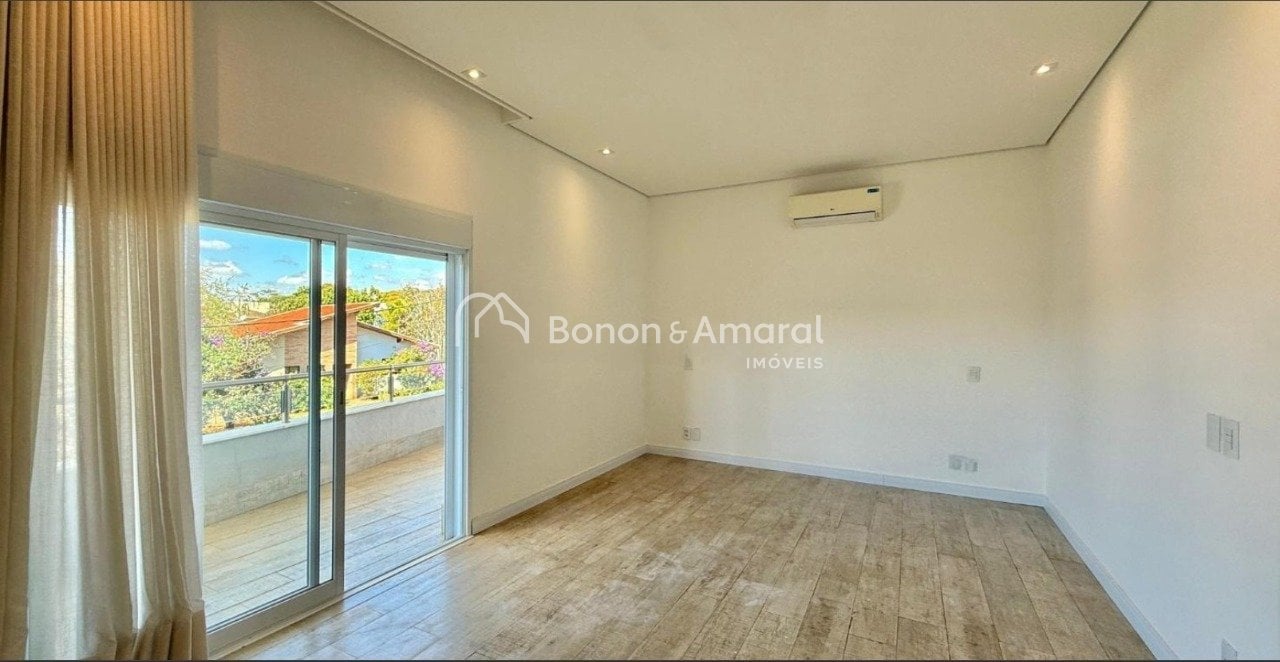 Casa em Condomínio à Venda - Barão Geraldo em Campinas / SP