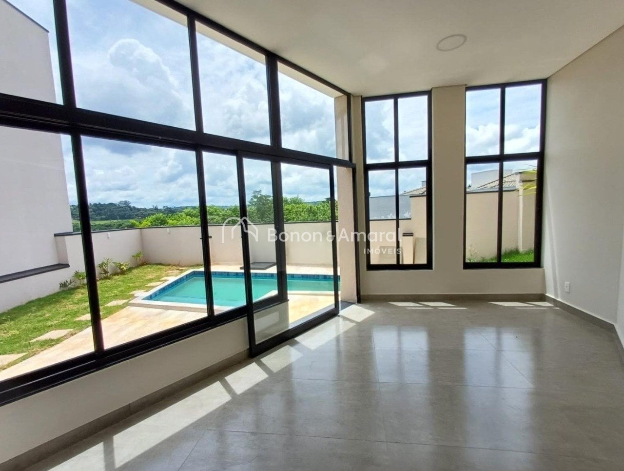 Casa em Condomínio à Venda - Jardim São Marcos em Valinhos / SP