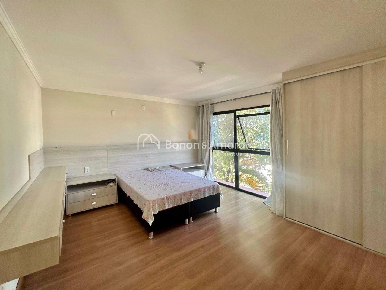 Casa em Condomínio à Venda - Chácara das Nações em Valinhos / SP