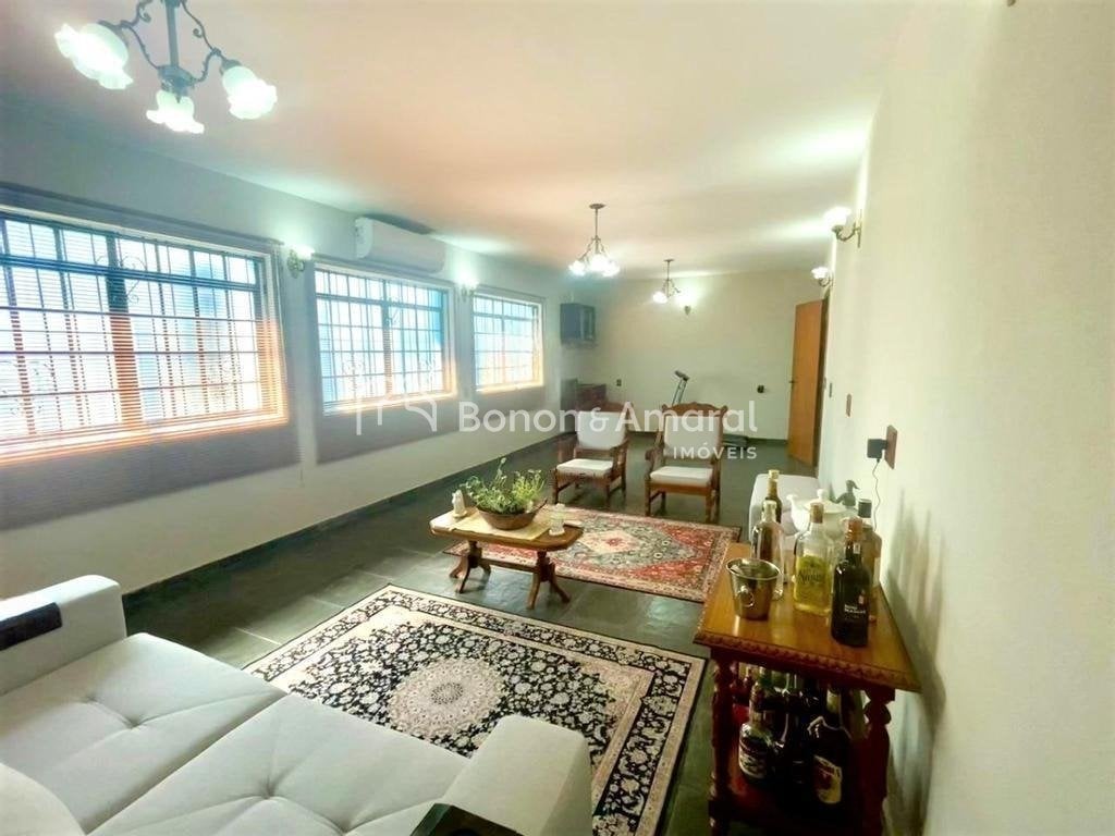Casa à Venda - Jardim Chapadão em Campinas / SP