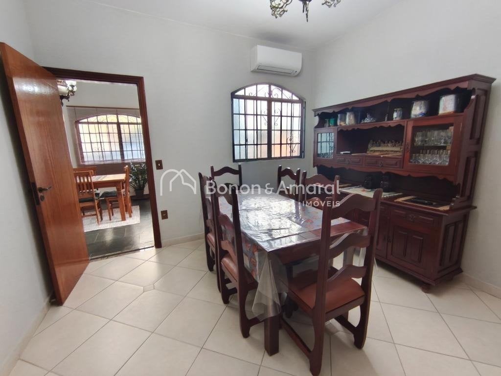 Casa à Venda - Jardim Chapadão em Campinas / SP