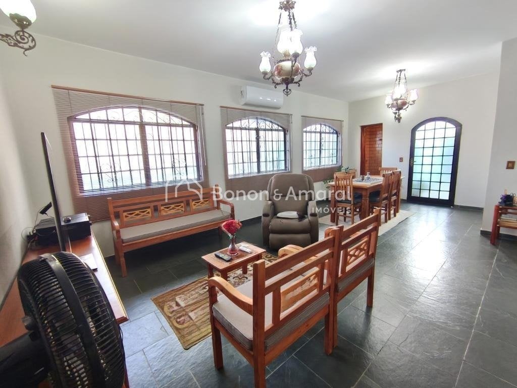 Casa à Venda - Jardim Chapadão em Campinas / SP