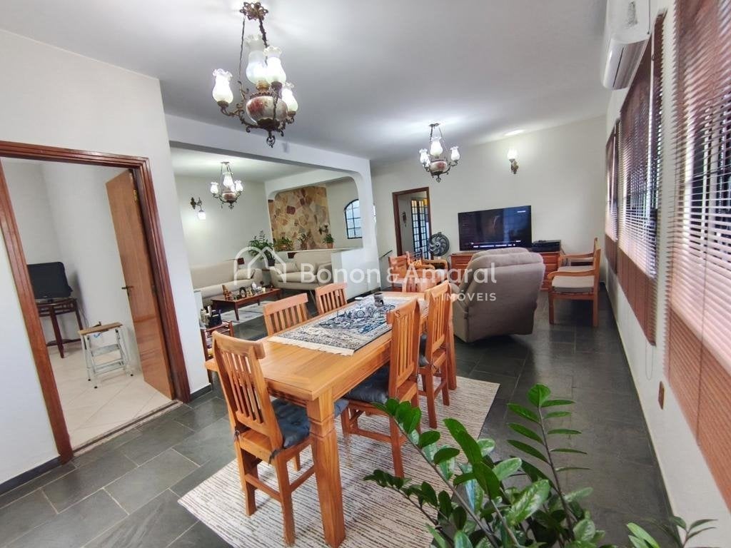 Casa à Venda - Jardim Chapadão em Campinas / SP