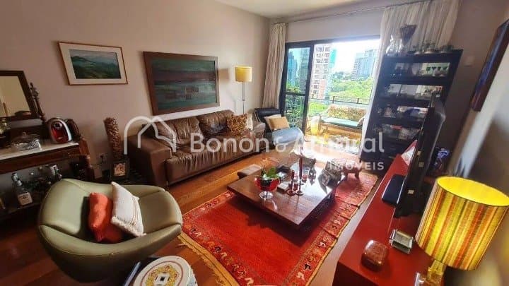 Apartamento à Venda - Cambuí em Campinas / SP