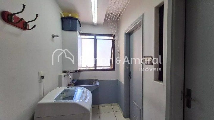 Apartamento à Venda - Cambuí em Campinas / SP